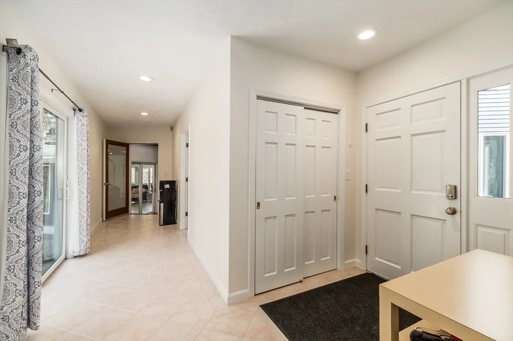 Photo of 5 Comstock Lane