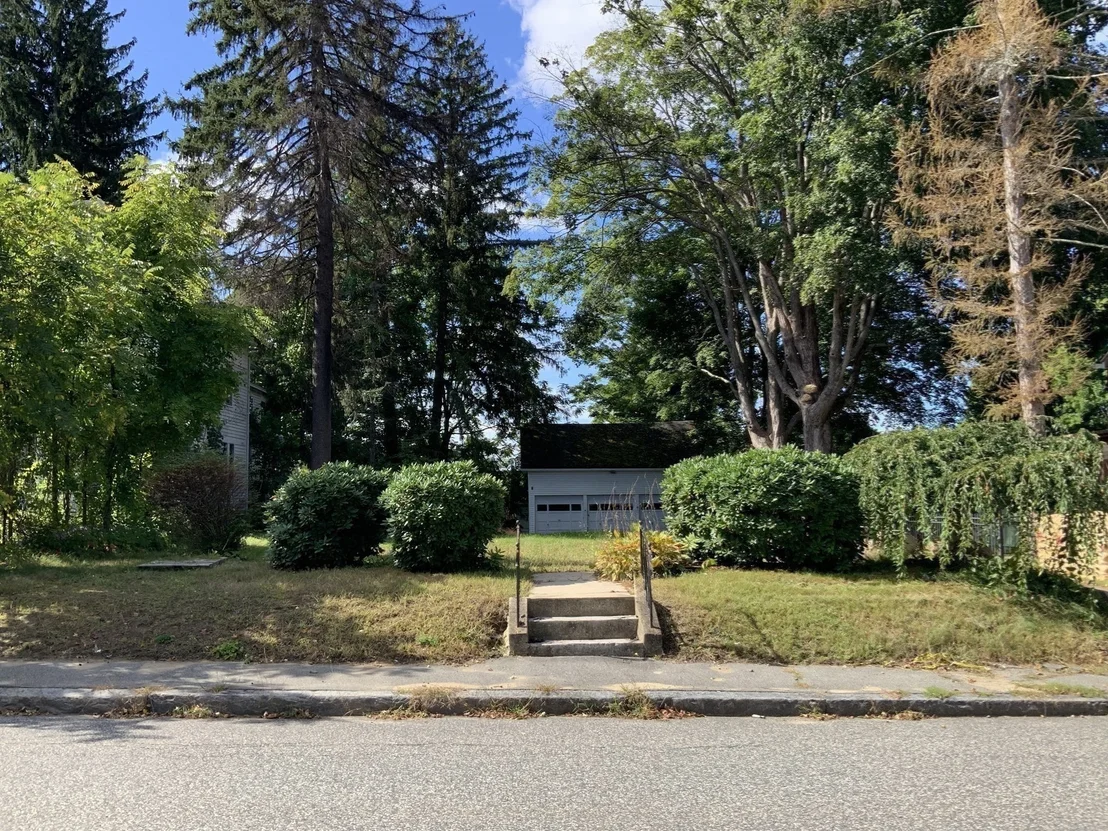 Photo of 14 Pleasant St