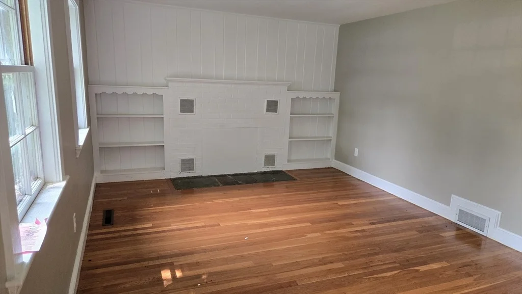 Photo of 9 Benson Rd