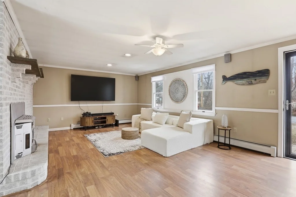 Photo of 8 Sweet Apple Tree Ln