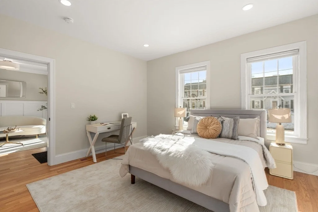 Photo of 211 Florence Ave
