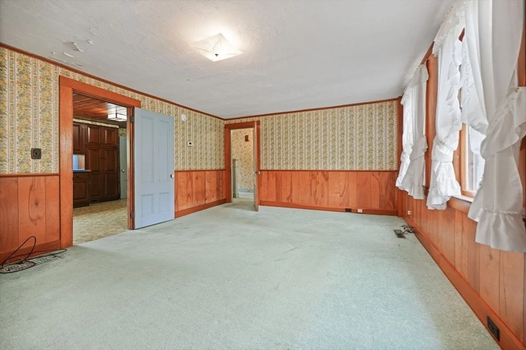 Photo of 651 Point Road