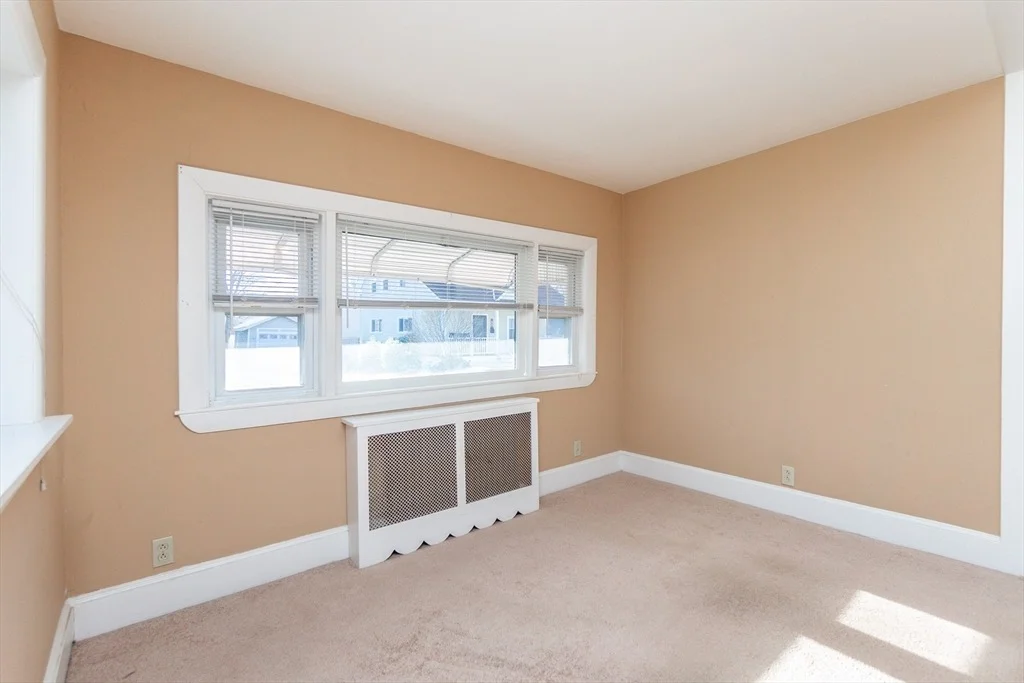 Photo of 22 Conant Rd