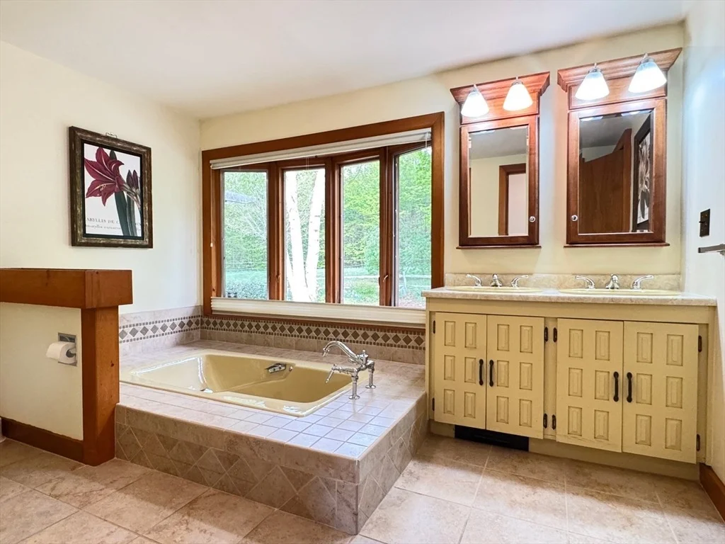 Photo of 85 Warfield Road