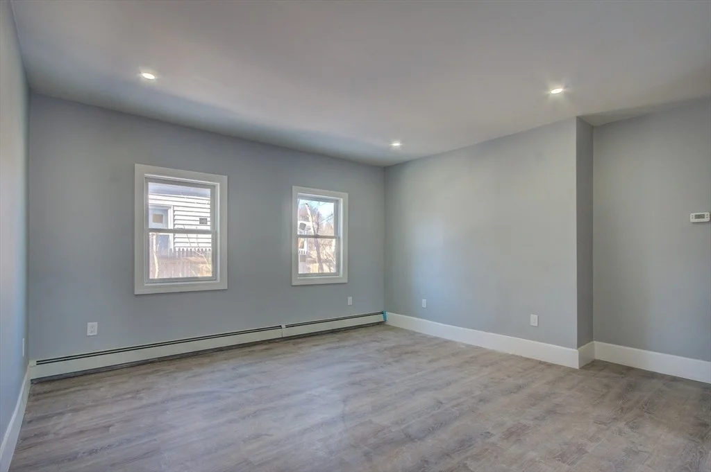 Photo of 5 Bates St