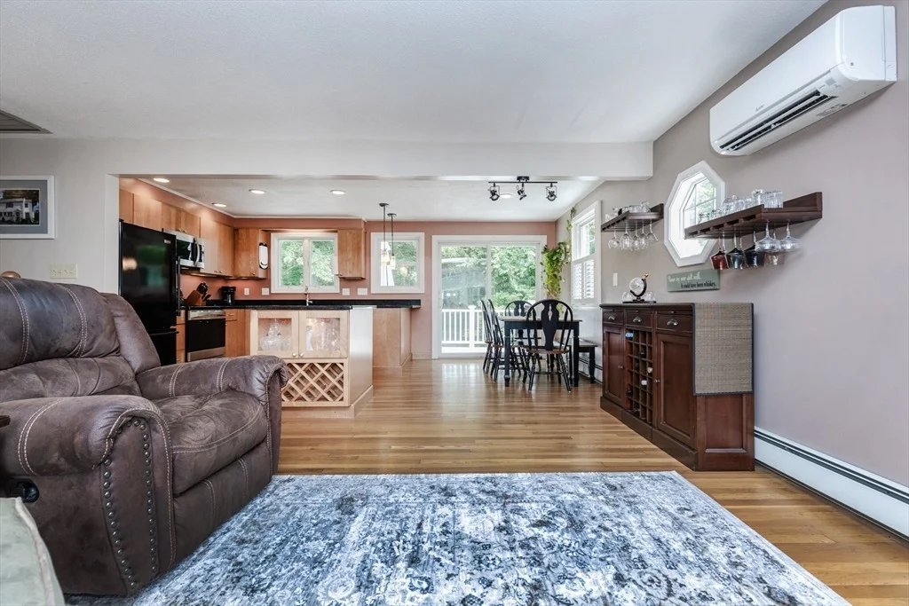 Photo of 27 Hayes Ave