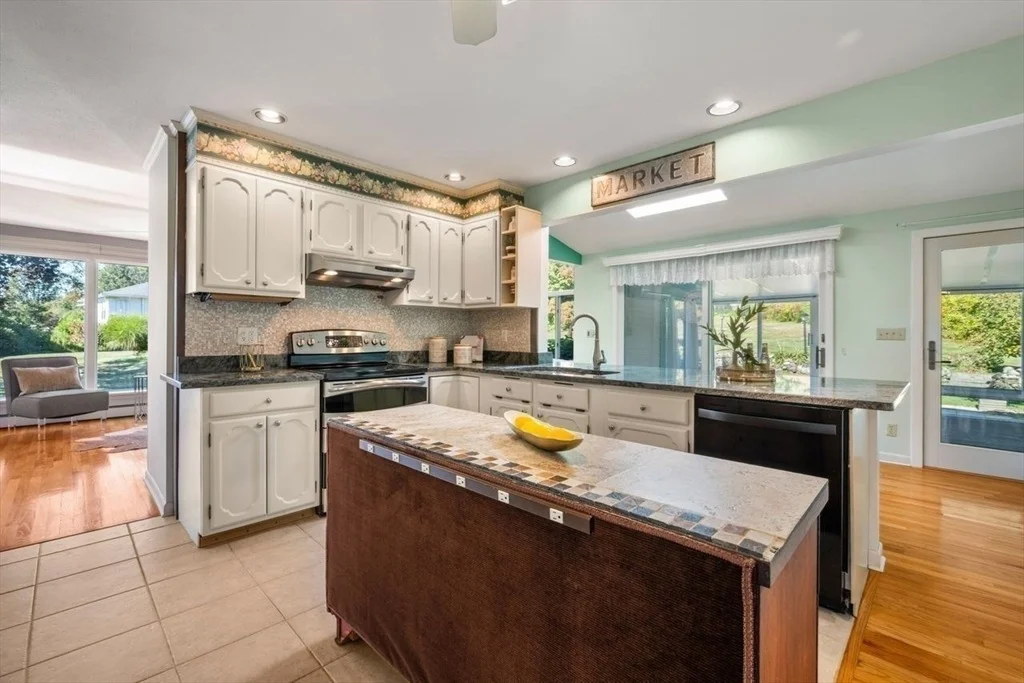 Photo of 56 Meadowview Road