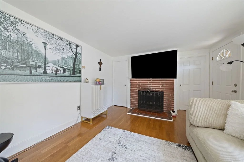 Photo of 6 Bell Rd