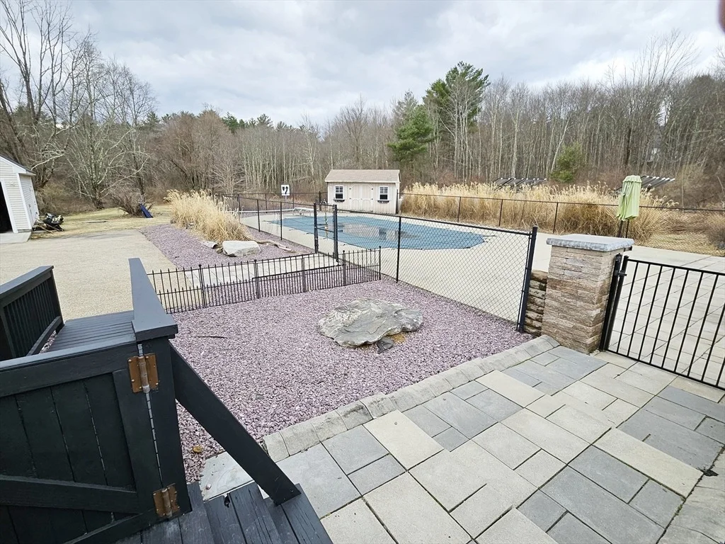 Photo of 10 Campbell Rd