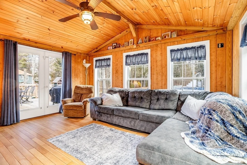 Photo of 142 Mattawa Cir