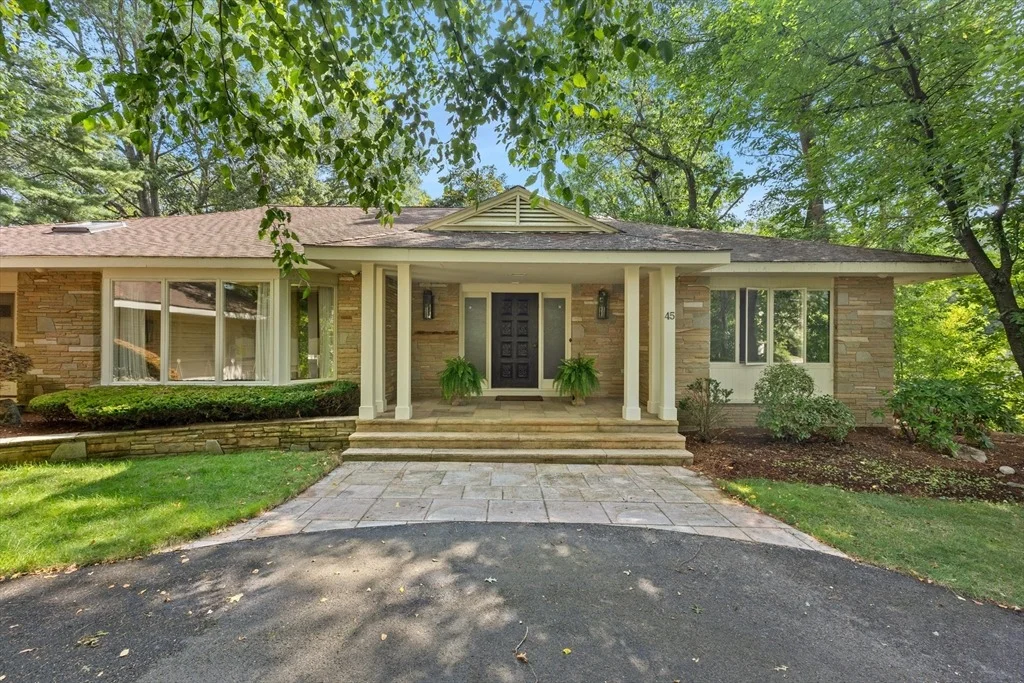 Photo of 45 Briarcliff Rd