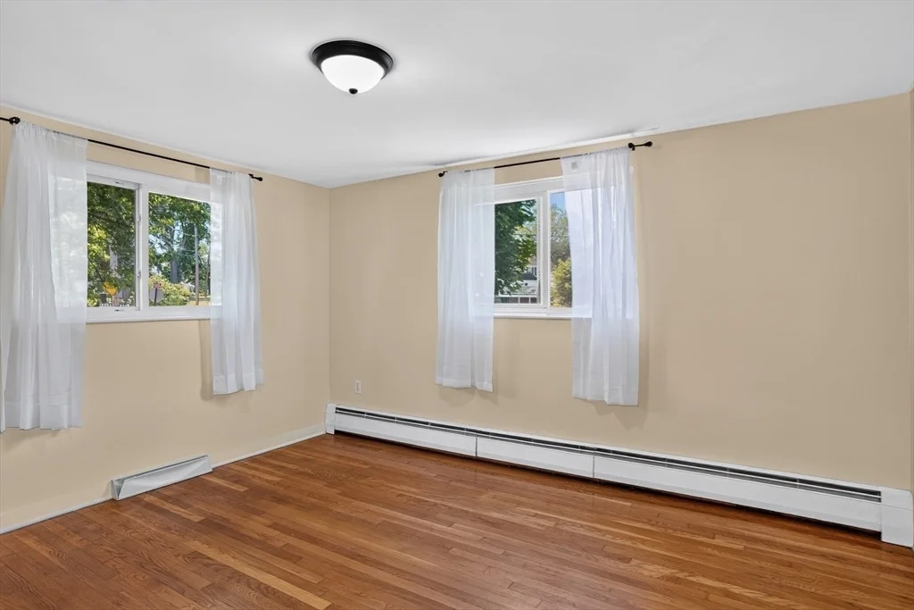 Photo of 15 Jefferson Ave