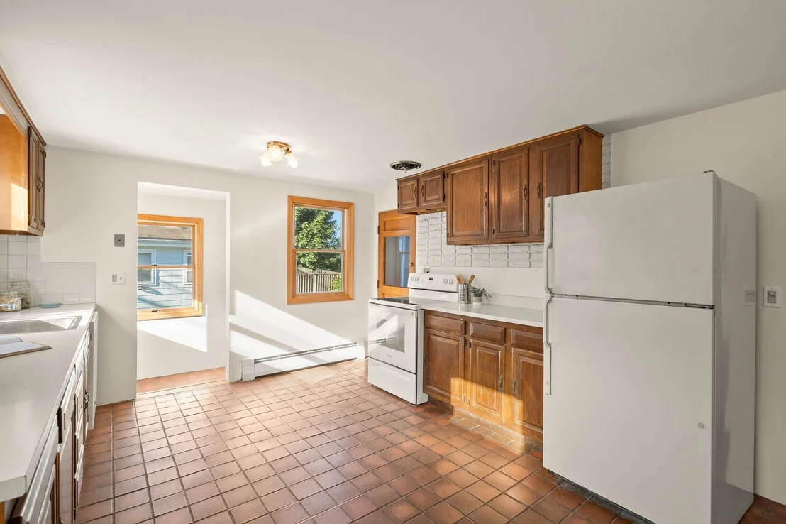 Photo of 298 Forest St
