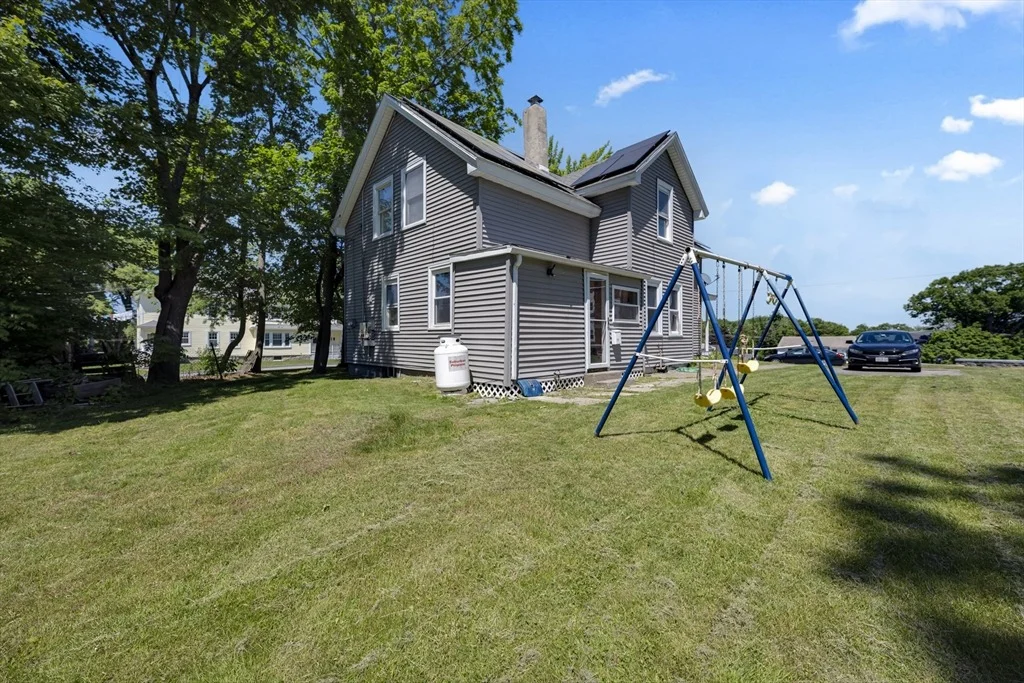 Photo of 32 Middlesex Ave