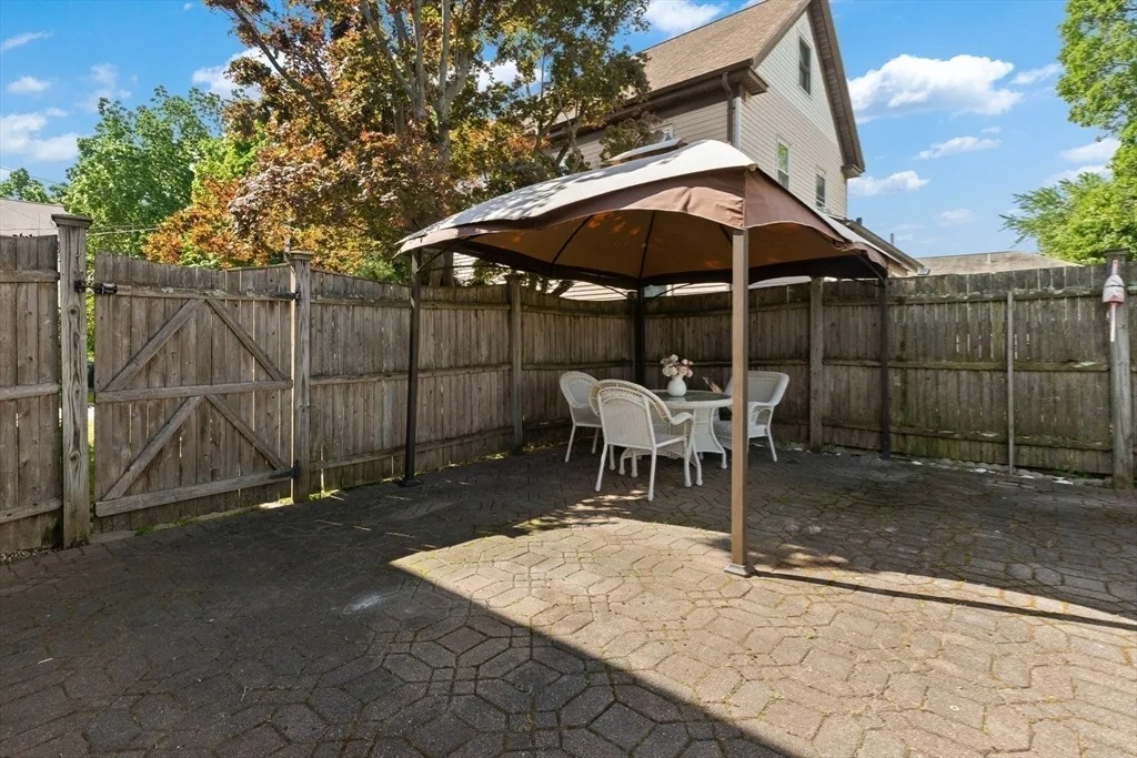 Photo of 18 Hardy St