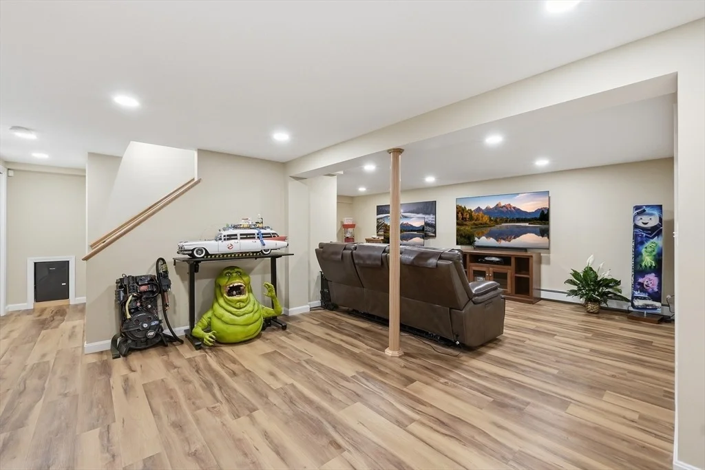 Photo of 45 Constitution Dr