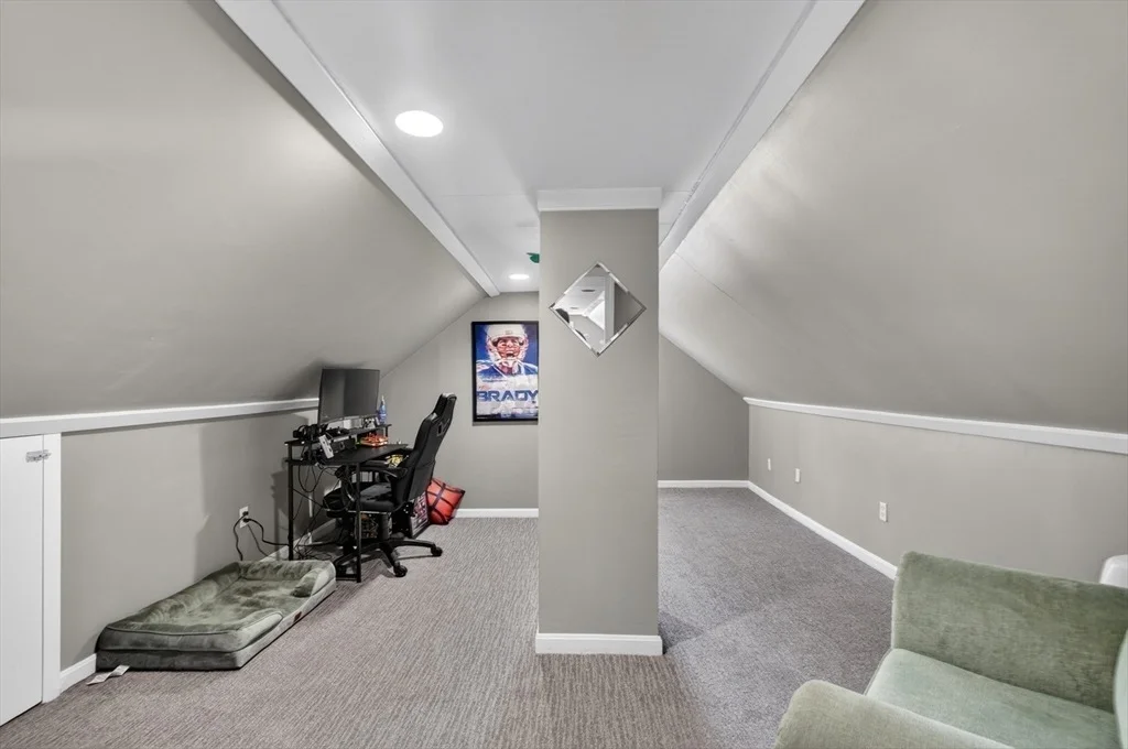 Photo of 423 Textile Ave