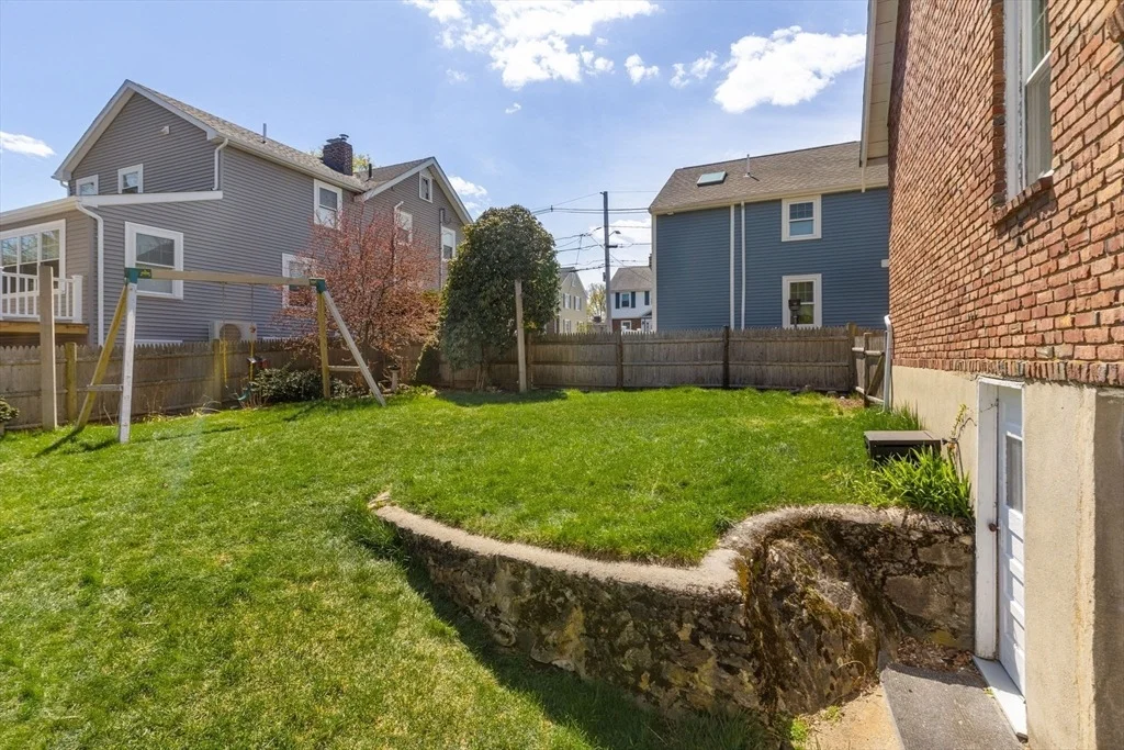 Photo of 220 Hillside Avenue