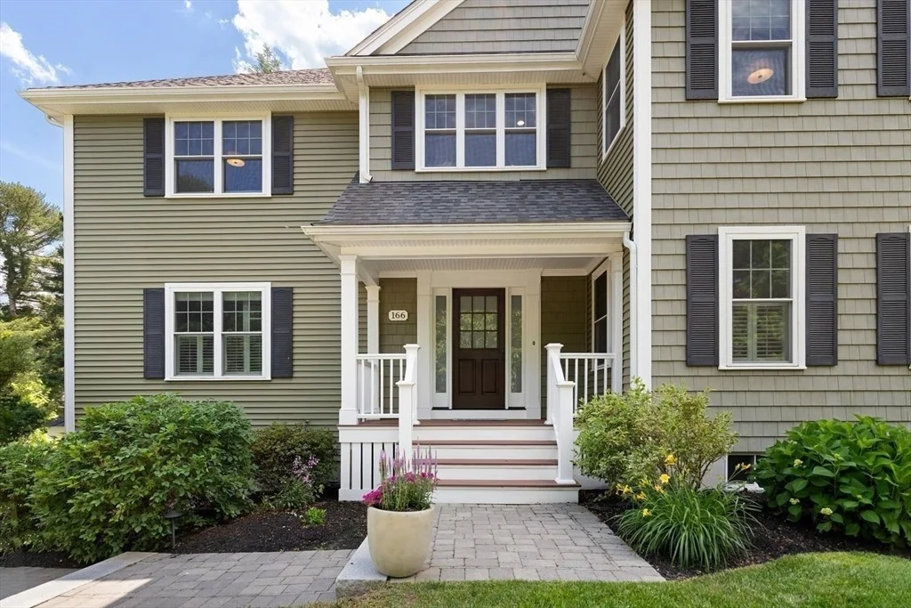 Photo of 166 Pearl Street