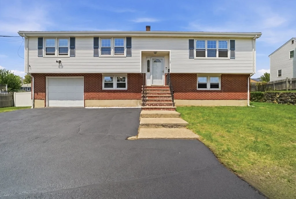 Photo of 10 Barnes Ave