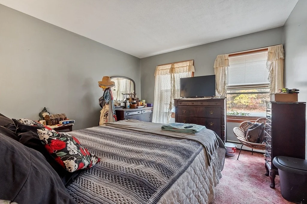 Photo of 321 Doe Valley Rd