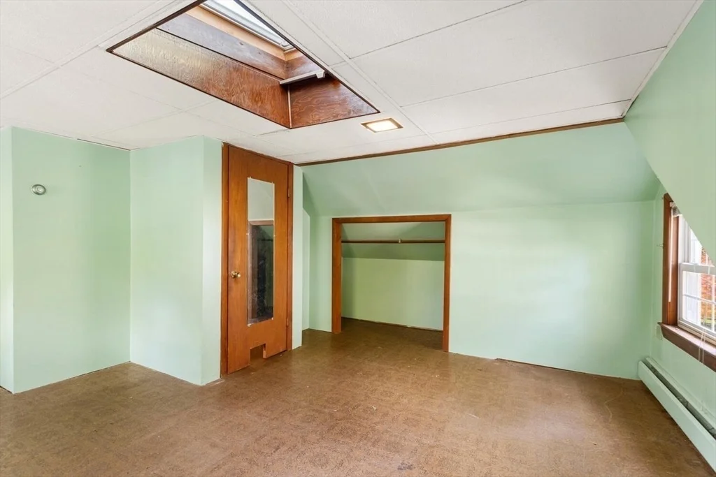 Photo of 33 Springdale Ave