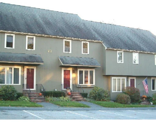 Photo of Unit 4 at 13 Deer Path