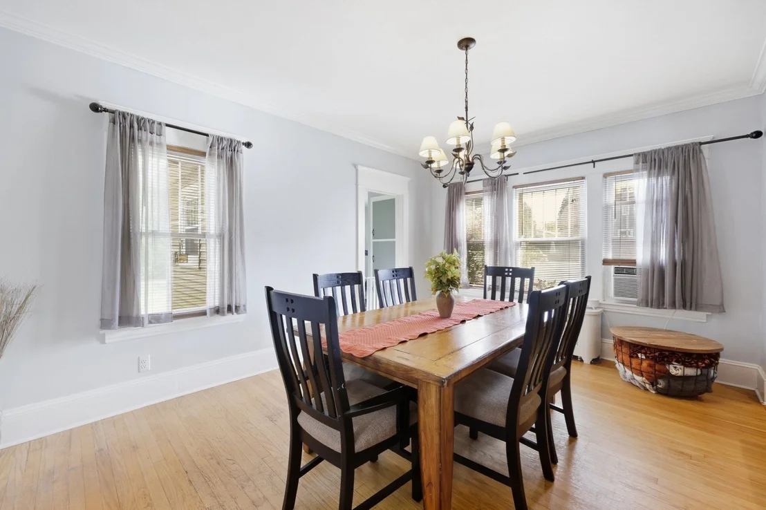 Photo of 154 Ely Ave