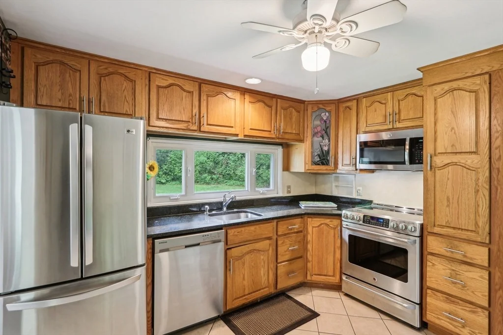 Photo of 51 Barton Dr