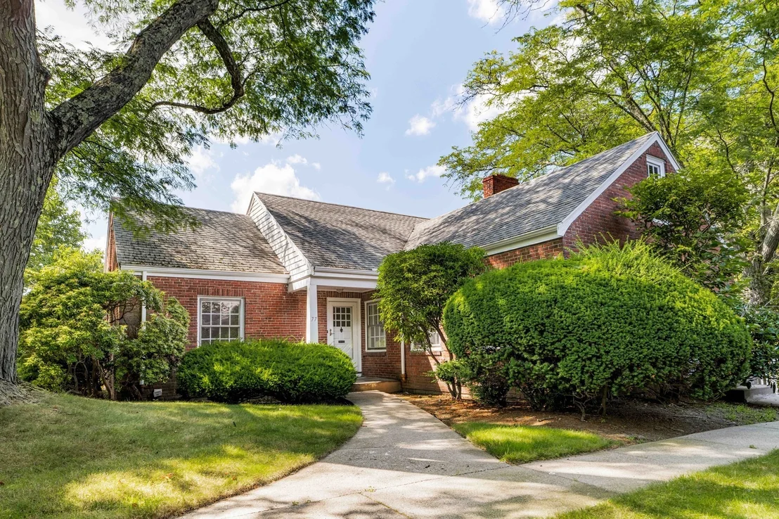 Photo of 77 Jordan Rd
