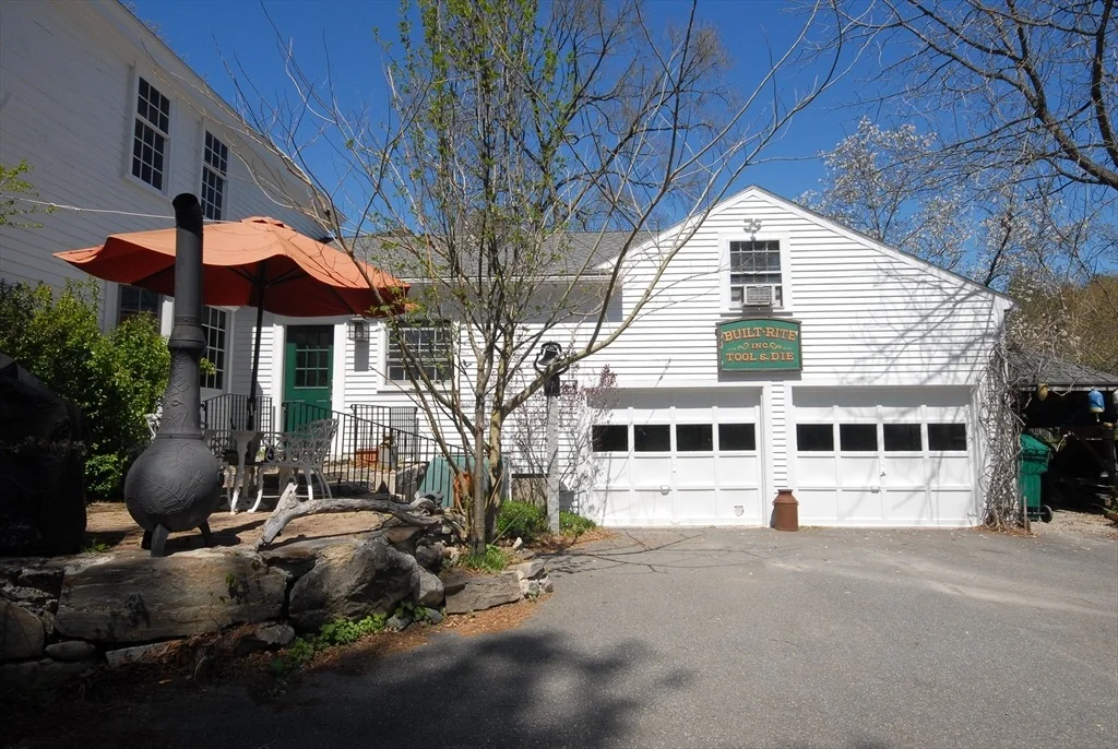 Photo of 239 Stow Rd
