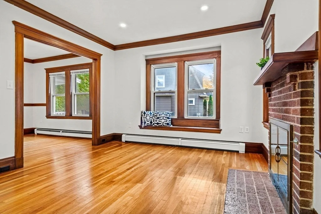Photo of 24 Vaille Ave
