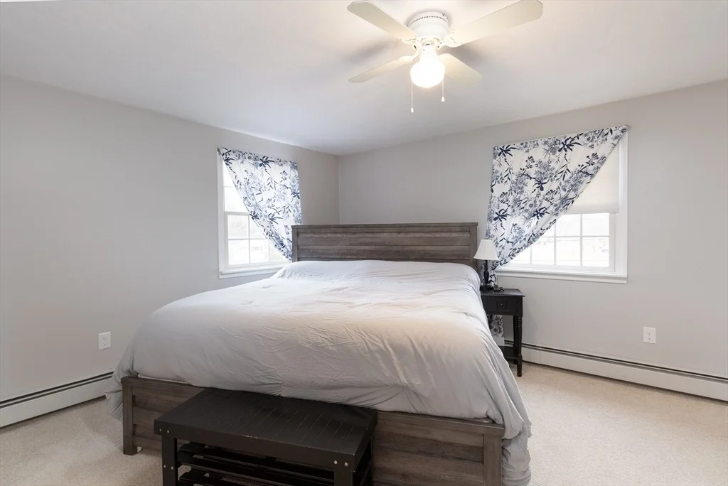 Photo of 4 Briarcliff Ln