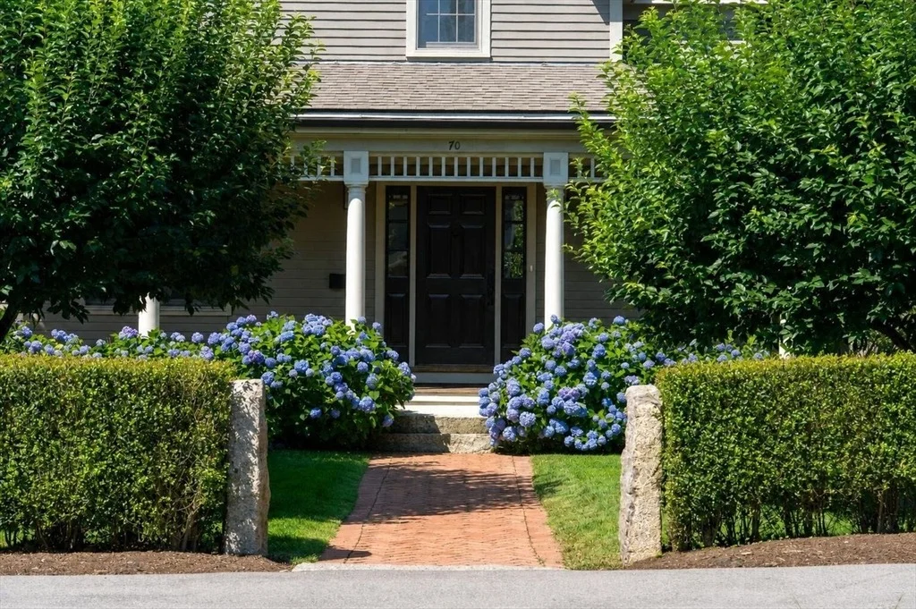 Photo of 70 School Street