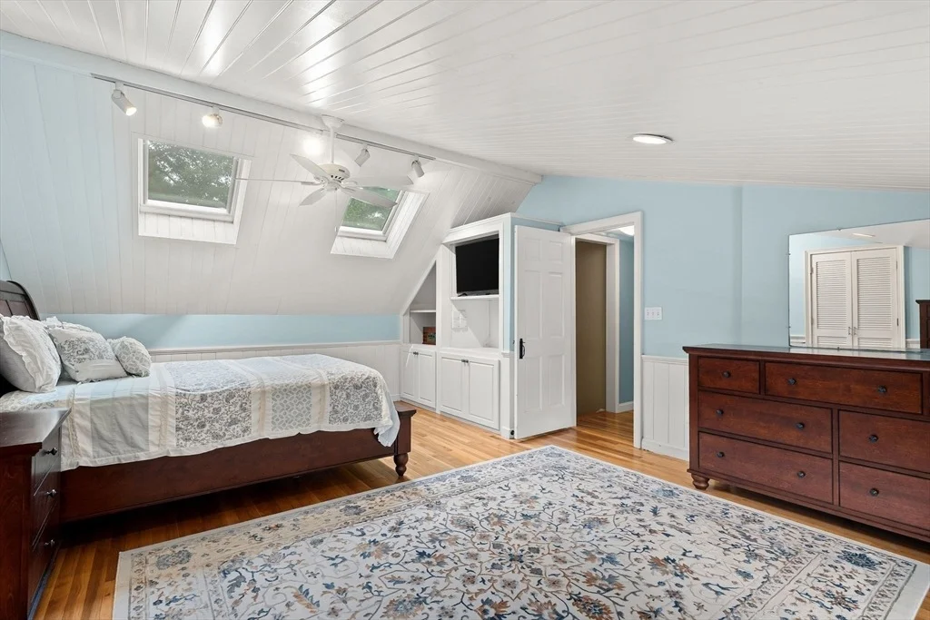 Photo of 526 Walnut St