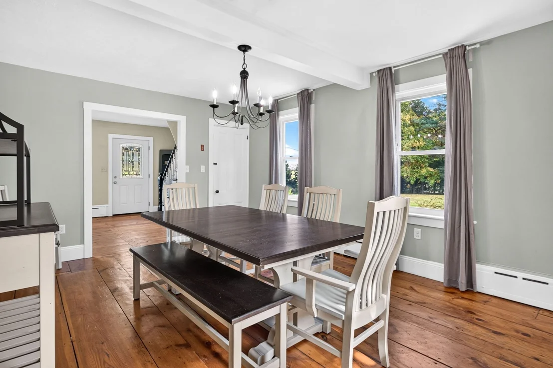 Photo of 87 River St