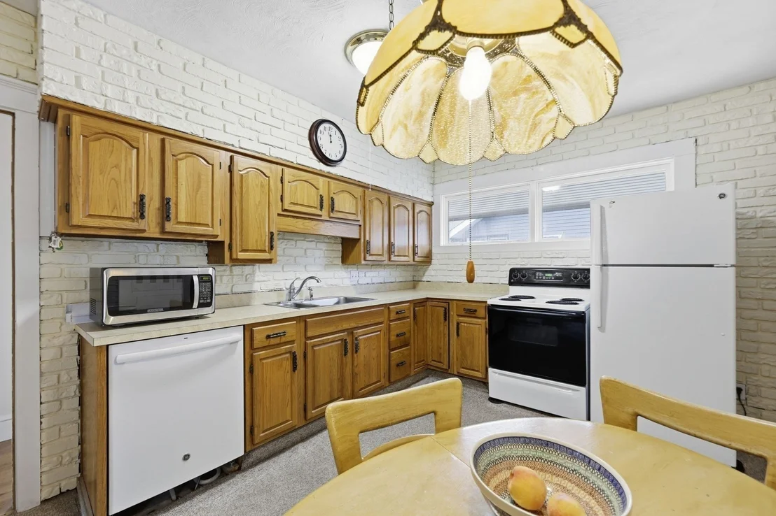 Photo of 35 Rimmon Ave