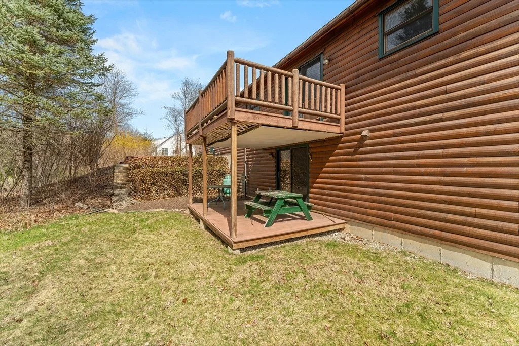 Photo of 15 Quissett Rd