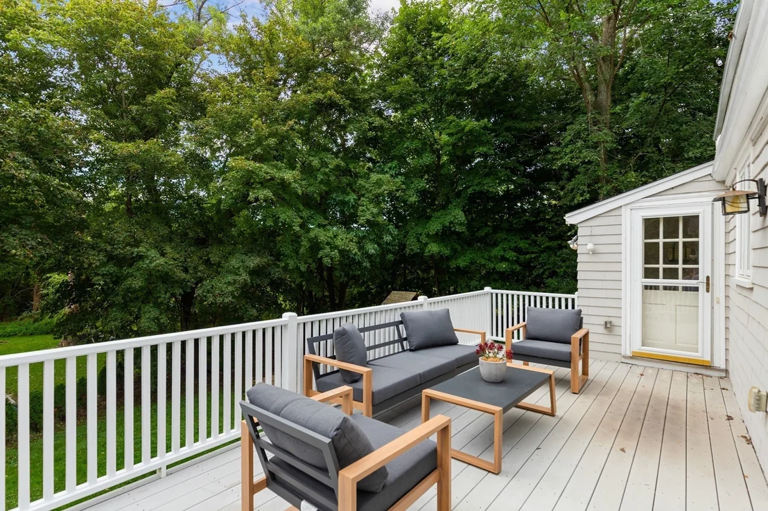 Photo of 11 Stratham Rd
