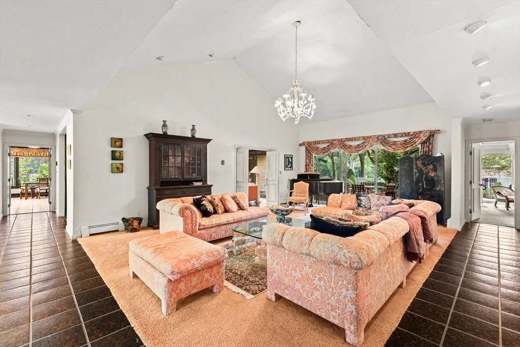 Photo of 45 Briarcliff Rd