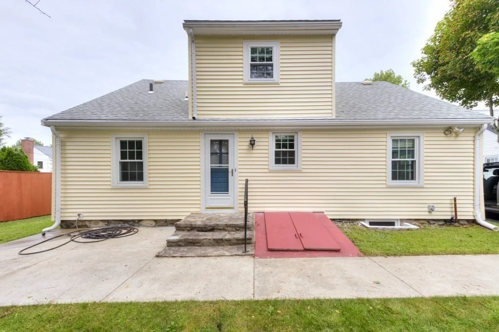 Photo of 27 Mayflower Circle
