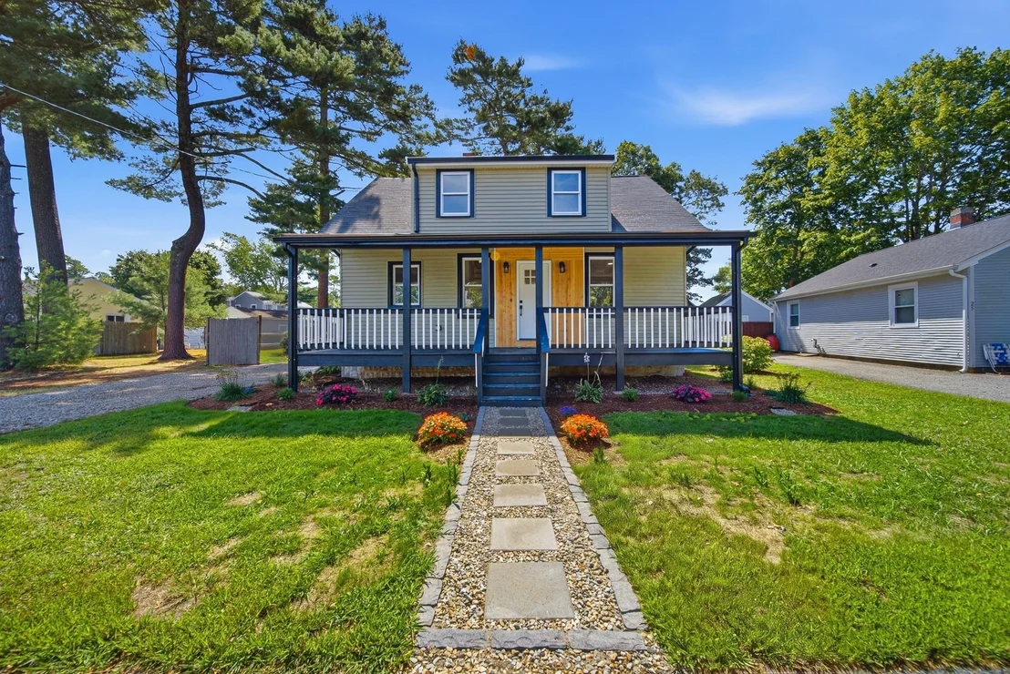Photo of 31 Chippewa Dr