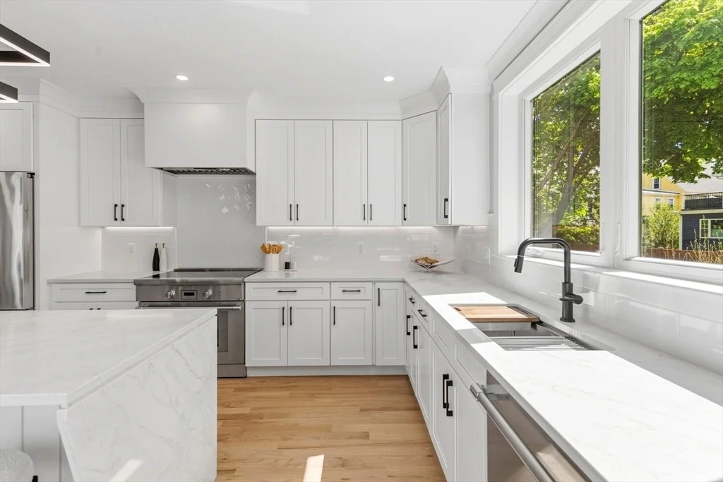 Photo of 27 Lewis Avenue