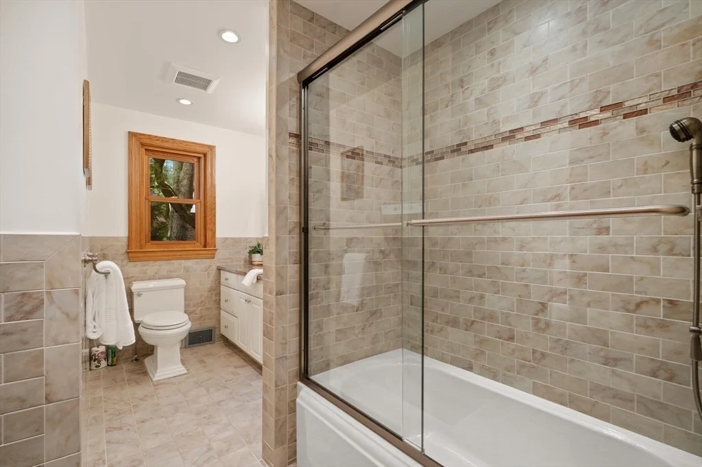 Photo of 34 Swan Road