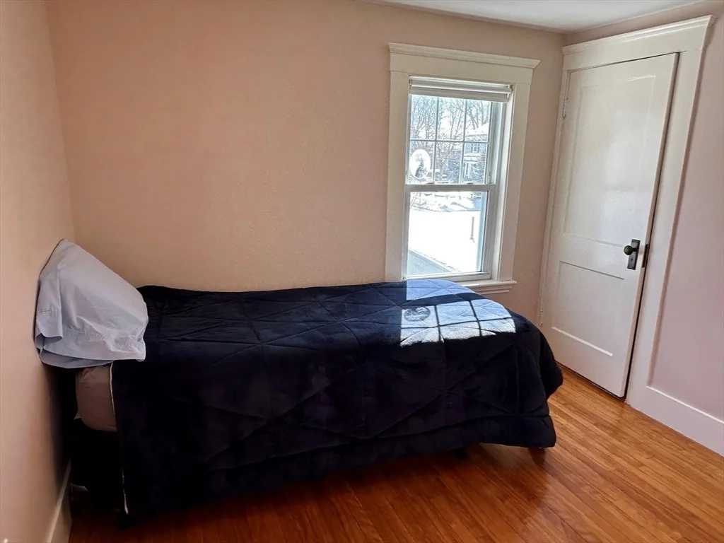 Photo of 32 Lawrence St