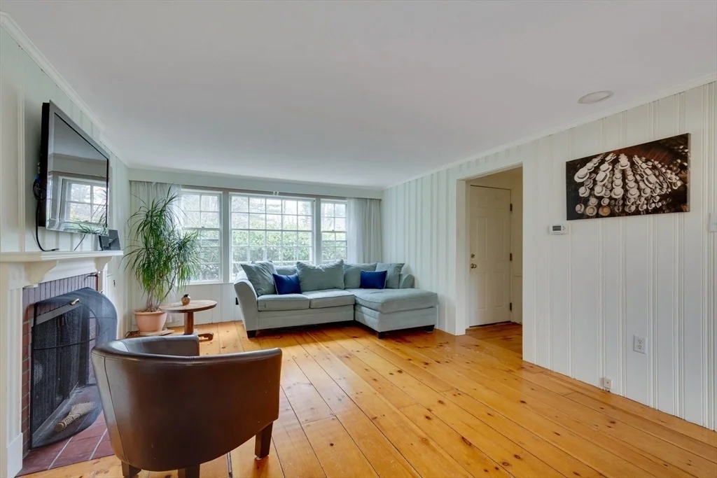 Photo of 114 Nagog Hill Rd