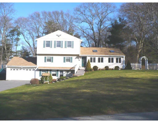 Photo of 60 Riverside Circle