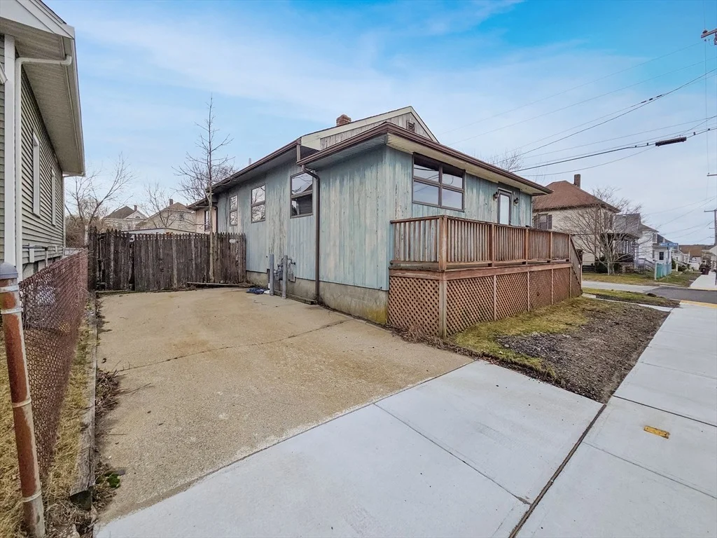 Photo of 54 Slocum St