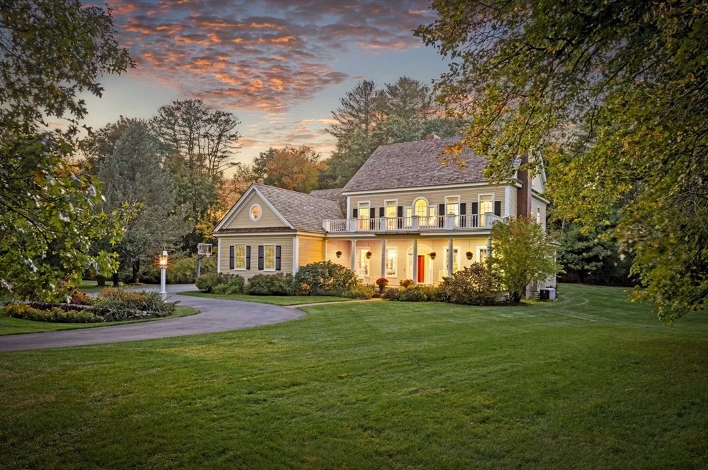 Photo of 15 Azalea Way