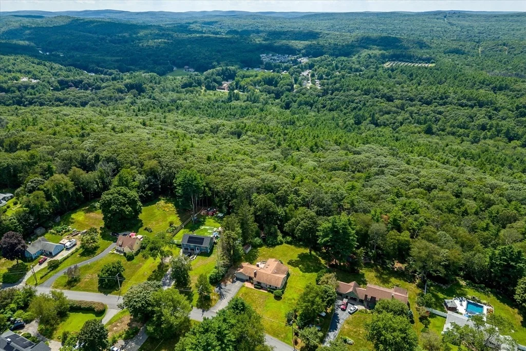 Photo of 6 Hillside Dr